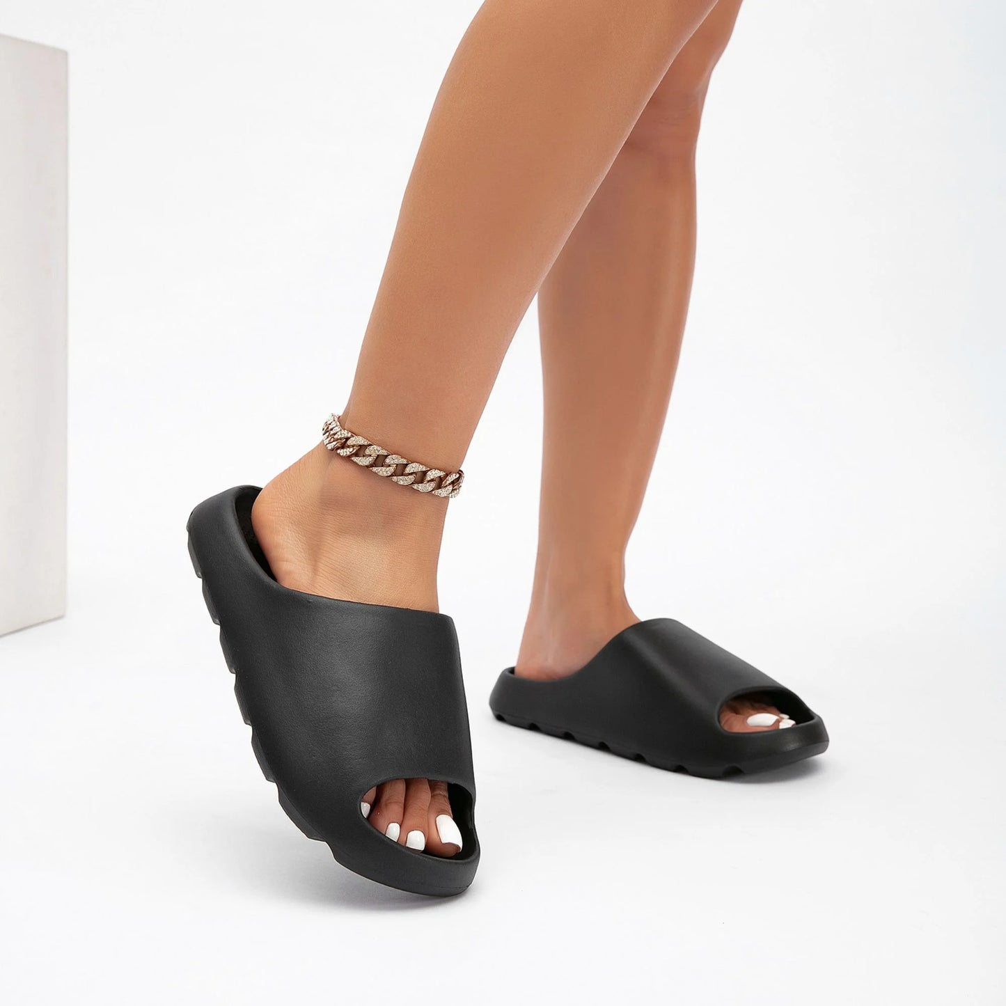 Cloud Slippers for Women and Men Soft Ultra Cushion Pillow Slide Sandals Summer Beach Shoes with Thick Sole